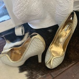 Arden B cream crocodile with gold pumps